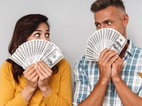 Organizar el dinero en pareja